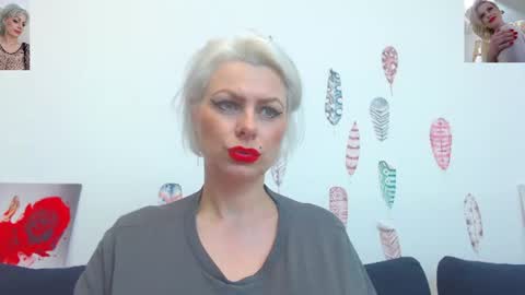 Snapshot of pure_seduce_wow chatting on 07/03/26, 11:44 Goldie online show from 07/03/26, 11:44