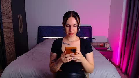 Snapshot of pure_temptation_j chatting on 04/08/26, 05:13 Julia online show from 04/08/26, 05:13