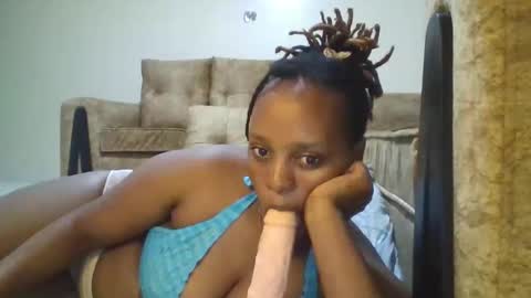 Snapshot of pure_wet chatting on 05/09/26, 12:49 pure_wet online show from 05/09/26, 12:49