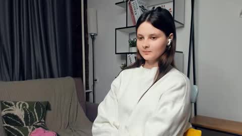 Snapshot of puremelody chatting on 10/06/25, 09:45 puremelody online show from 10/06/25, 09:45