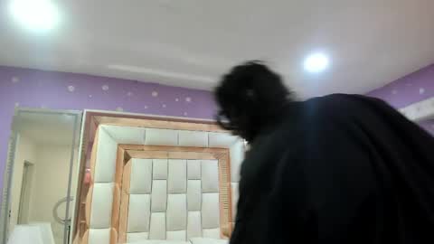 Snapshot of puretemptation_ chatting on 05/17/26, 01:07 Experienced guys online show from 05/17/26, 01:07