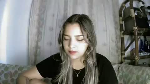 Lizzy online show from 04/30/26, 06:09