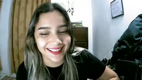 Lizzy online show from 06/25/26, 08:19