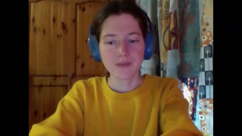 purple_cat55 online show from 10/15/25, 10:04