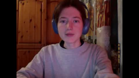 purple_cat55 online show from 10/25/25, 10:12