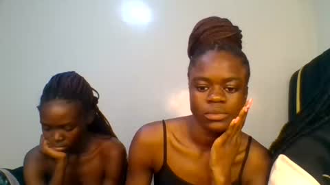 Honey online show from 07/12/26, 04:25