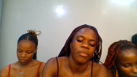 Honey online show from 07/18/26, 06:01