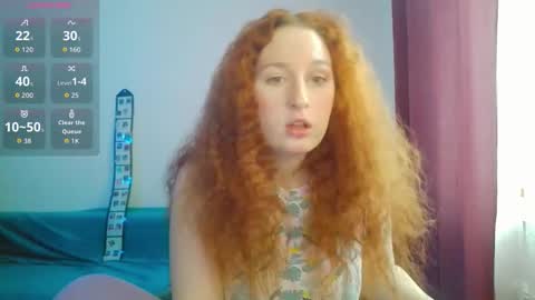 Snapshot of purplebutterfly1510 chatting on 10/21/25, 08:04 Katie online show from 10/21/25, 08:04