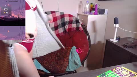 Snapshot of purplekushmama21 chatting on 01/20/25, 12:18 Lil Kush online show from 01/20/25, 12:18