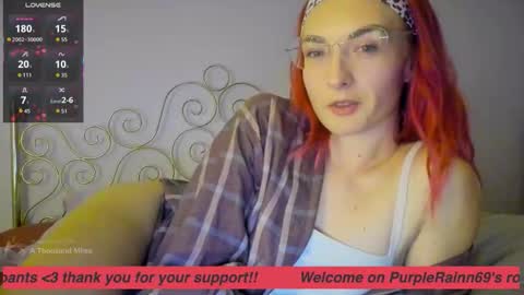 Snapshot of purplerainn69 chatting on 02/18/26, 07:10 PurpleRainn69 Dina online show from 02/18/26, 07:10