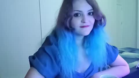 Snapshot of purpurfoxy chatting on 11/18/25, 03:16 Elias online show from 11/18/25, 03:16