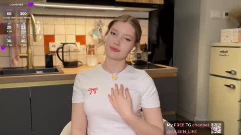 Snapshot of purrpure chatting on 11/02/25, 07:38 Aileen online show from 11/02/25, 07:38