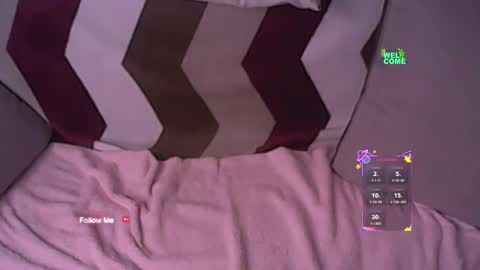 Snapshot of push_my_buttons chatting on 11/11/25, 06:57 Adriana WILL BE ONLINE soon online show from 11/11/25, 06:57