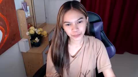 Snapshot of pussiswet_xx chatting on 06/07/26, 11:03 jessy online show from 06/07/26, 11:03