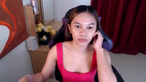 Snapshot of pussiswet_xx chatting on 06/11/26, 07:17 jessy online show from 06/11/26, 07:17