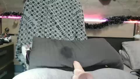 Lara online show from 12/02/24, 12:29