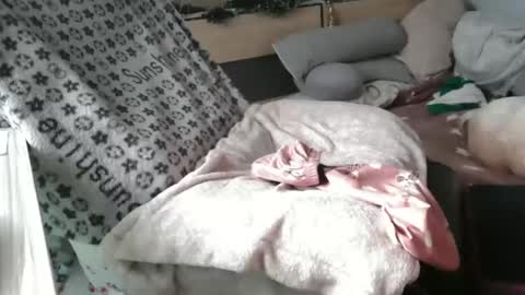 Lara online show from 12/09/24, 11:04