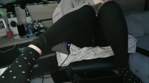 Lara online show from 12/26/24, 04:36