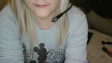 Lara online show from 01/22/25, 05:49