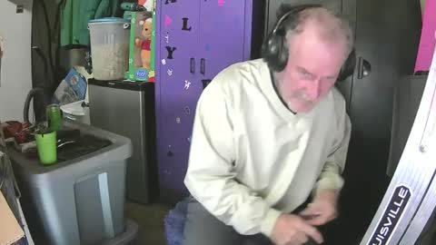 Mark online show from 12/14/24, 08:23