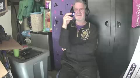 Mark online show from 12/20/24, 06:50