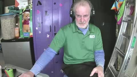 Mark online show from 01/02/25, 04:09