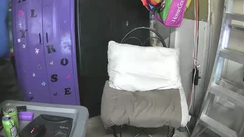 Mark online show from 02/20/25, 04:46