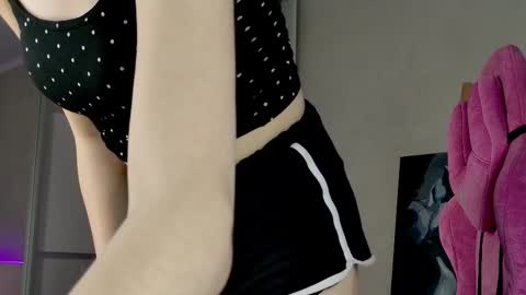 Snapshot of pussy_without_pussy chatting on 10/11/25, 07:23 Dasha online show from 10/11/25, 07:23