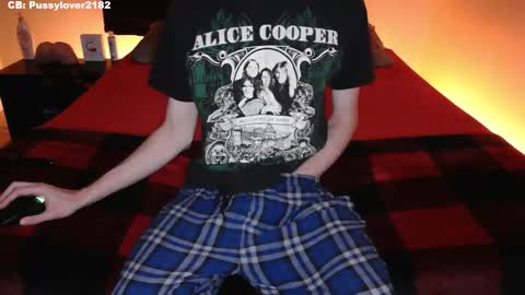 pussylover2182 online show from 10/27/25, 03:10