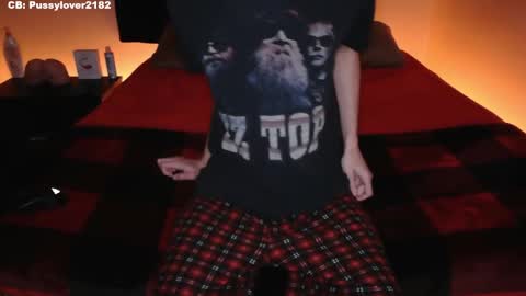 pussylover2182 online show from 11/10/25, 04:00