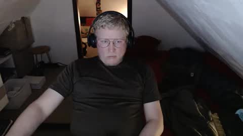 pussylovercb online show from 05/10/26, 08:36