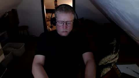 pussylovercb online show from 06/07/26, 08:34