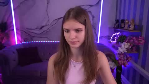 Ellie online show from 09/23/25, 07:33