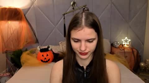 Ellie online show from 10/30/25, 07:21
