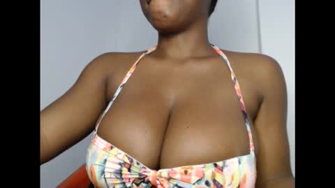 Snapshot of pussyxcockx chatting on 11/12/25, 05:30 pussyxcockx online show from 11/12/25, 05:30