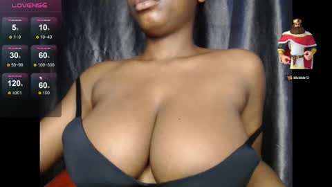 Snapshot of pussyxcockx chatting on 11/15/25, 03:04 pussyxcockx online show from 11/15/25, 03:04