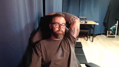 Snapshot of pyroxen chatting on 03/11/25, 08:53 Yog Sothoth online show from 03/11/25, 08:53