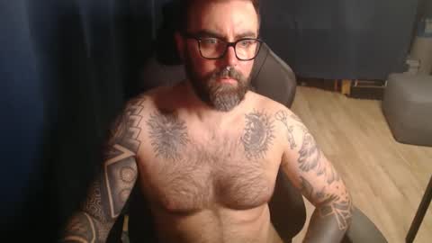 Snapshot of pyroxen chatting on 09/21/25, 07:26 Yog Sothoth online show from 09/21/25, 07:26