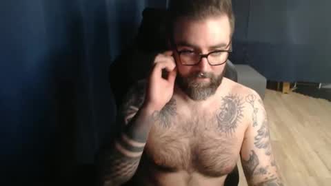 Snapshot of pyroxen chatting on 09/30/25, 07:30 Yog Sothoth online show from 09/30/25, 07:30