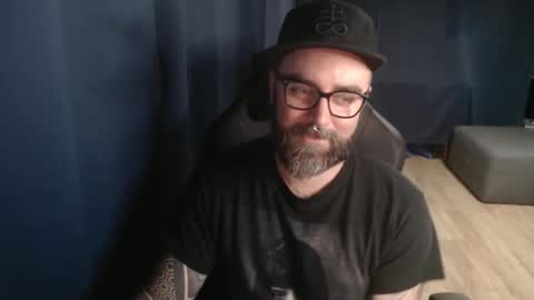 Snapshot of pyroxen chatting on 10/09/25, 08:18 Yog Sothoth online show from 10/09/25, 08:18