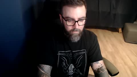 Snapshot of pyroxen chatting on 10/18/25, 09:15 Yog Sothoth online show from 10/18/25, 09:15