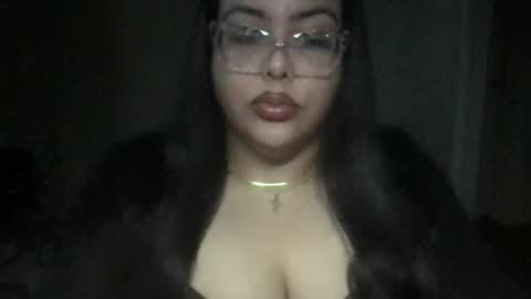 Snapshot of pytbbw chatting on 01/06/25, 12:13 Prettypink Tinyhole online show from 01/06/25, 12:13