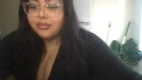 Snapshot of pytbbw chatting on 01/18/25, 10:06 Prettypink Tinyhole online show from 01/18/25, 10:06