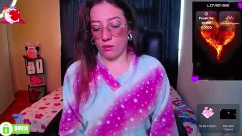 qadesh_boix online show from 10/16/25, 06:09