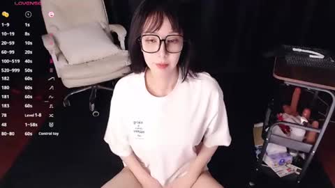 qianqian_ online show from 06/12/26, 04:06