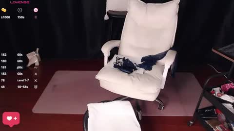 qianqian_ online show from 07/07/26, 04:22