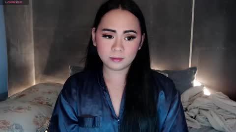 qt_luna18 online show from 07/13/26, 10:23