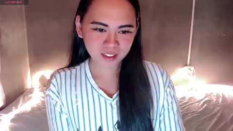 qt_luna18 online show from 07/16/26, 09:10