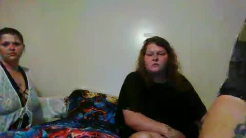 Snapshot of quartofigliogaming chatting on 11/08/25, 05:51 DaddyRay93 online show from 11/08/25, 05:51