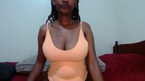 queen74890 online show from 09/23/25, 02:58